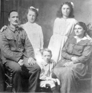 Albert Panting and family taken during the Great War