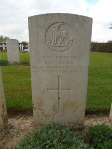 The grave of George Frederick Jones at Aubigny Communal Cemetery Extension.