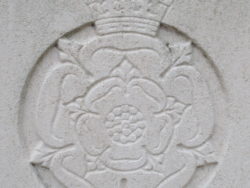 Capbadge of the Yorks and Lancs Regiment